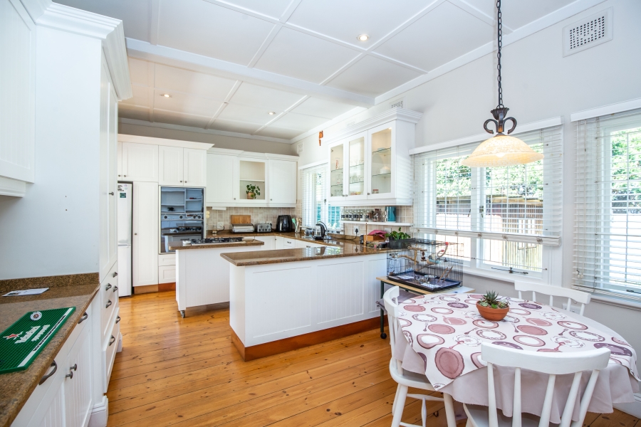 4 Bedroom Property for Sale in Kloof KwaZulu-Natal