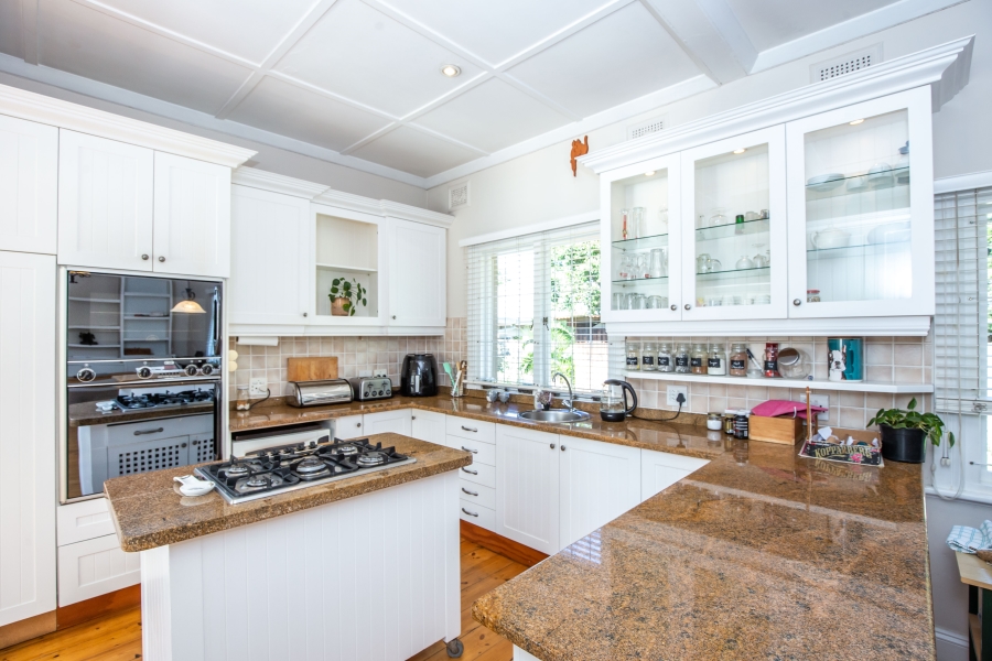 4 Bedroom Property for Sale in Kloof KwaZulu-Natal