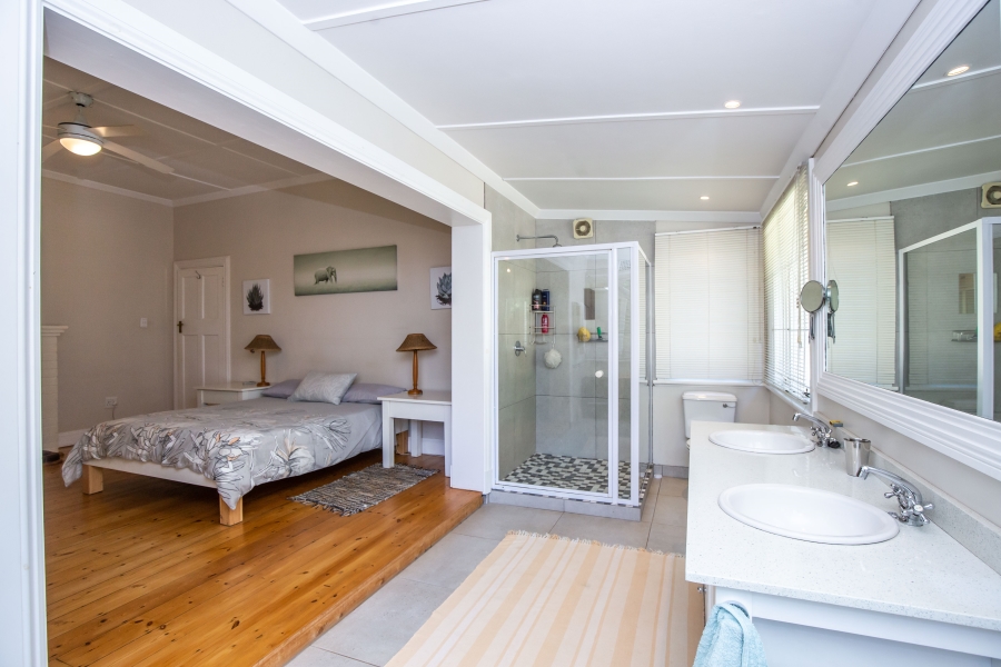 4 Bedroom Property for Sale in Kloof KwaZulu-Natal