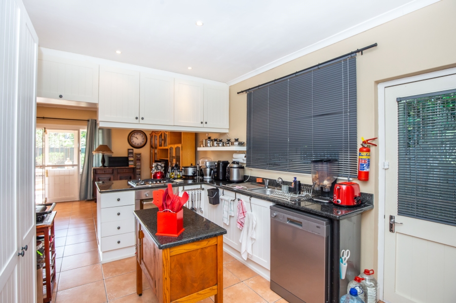 4 Bedroom Property for Sale in Kloof KwaZulu-Natal