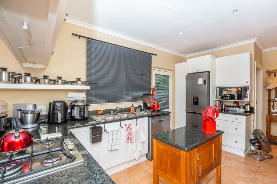 4 Bedroom Property for Sale in Kloof KwaZulu-Natal