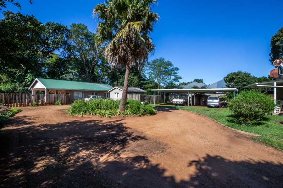 4 Bedroom Property for Sale in Kloof KwaZulu-Natal