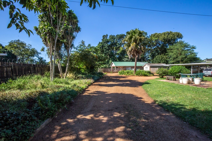 4 Bedroom Property for Sale in Kloof KwaZulu-Natal