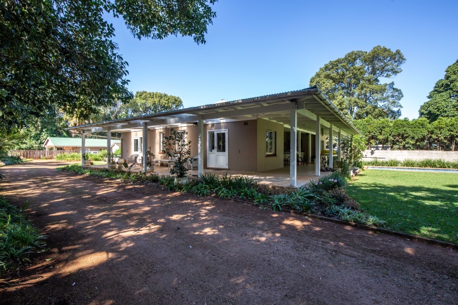4 Bedroom Property for Sale in Kloof KwaZulu-Natal