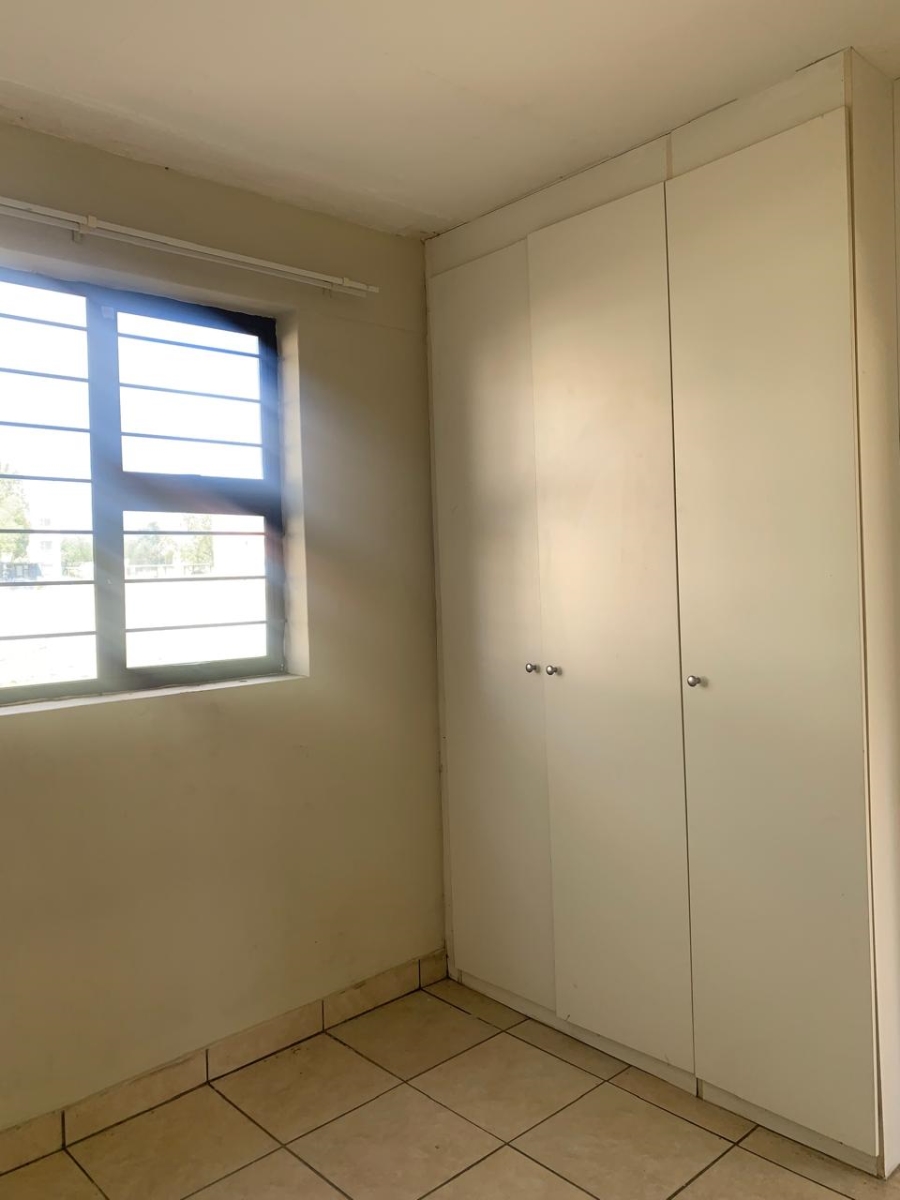 2 Bedroom Property for Sale in Madadeni J KwaZulu-Natal