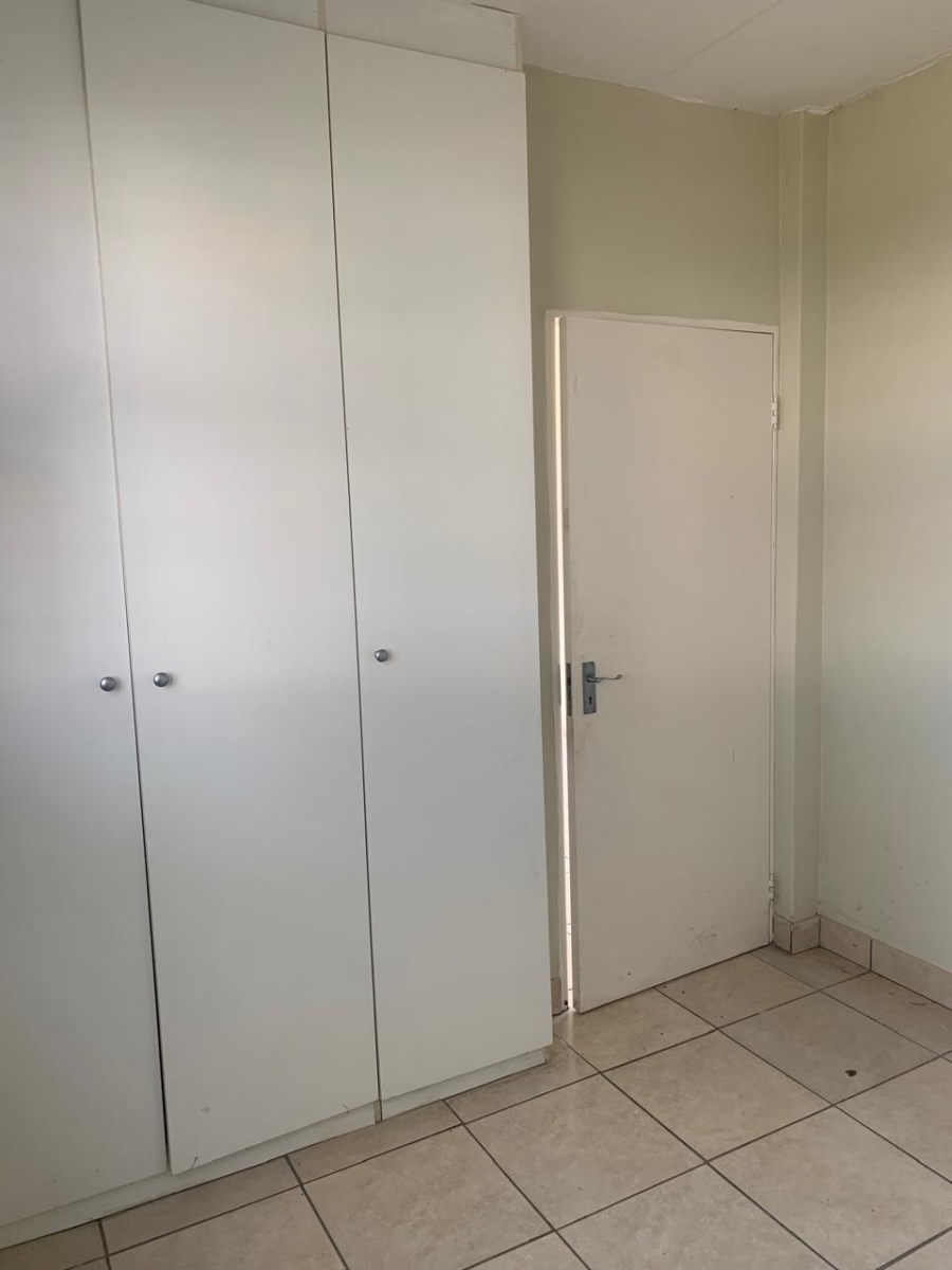 2 Bedroom Property for Sale in Madadeni J KwaZulu-Natal