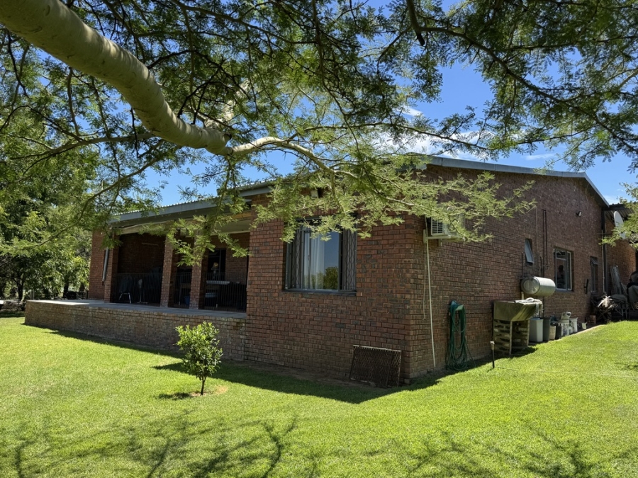 3 Bedroom Property for Sale in Weenen KwaZulu-Natal