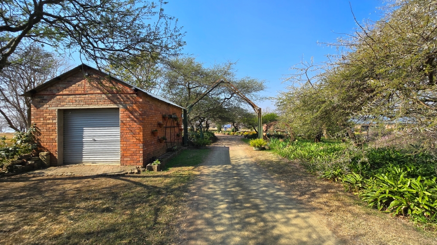 3 Bedroom Property for Sale in Weenen KwaZulu-Natal