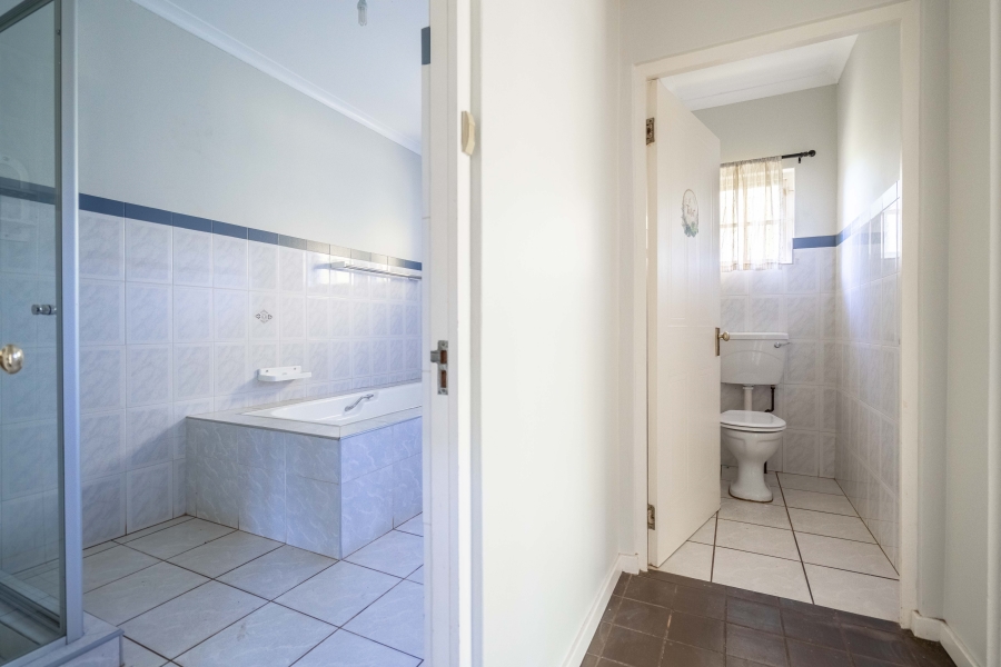 4 Bedroom Property for Sale in Forest Hills KwaZulu-Natal