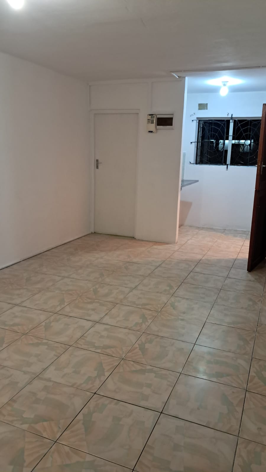 To Let 1 Bedroom Property for Rent in Westcliff KwaZulu-Natal