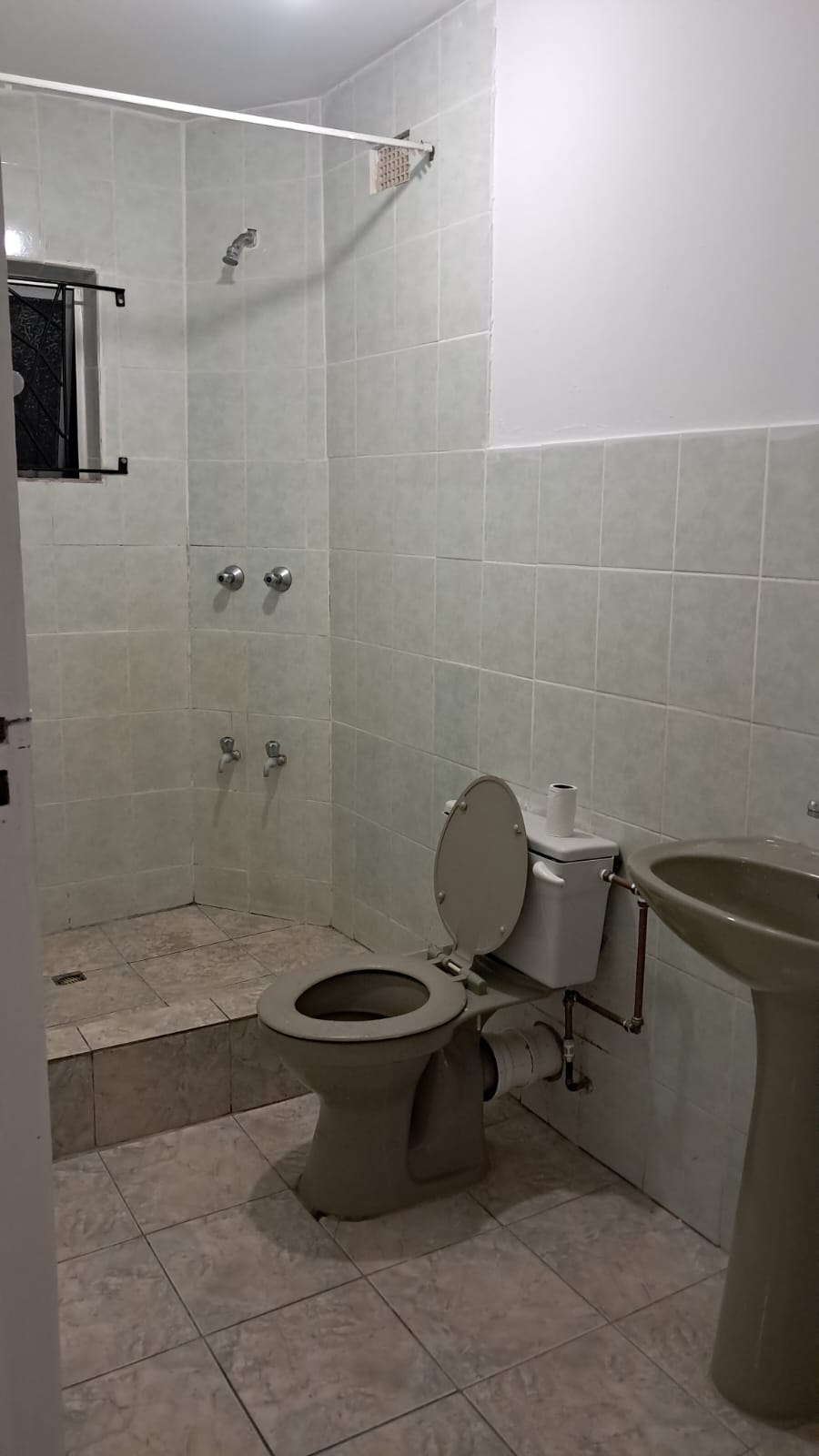 To Let 1 Bedroom Property for Rent in Westcliff KwaZulu-Natal