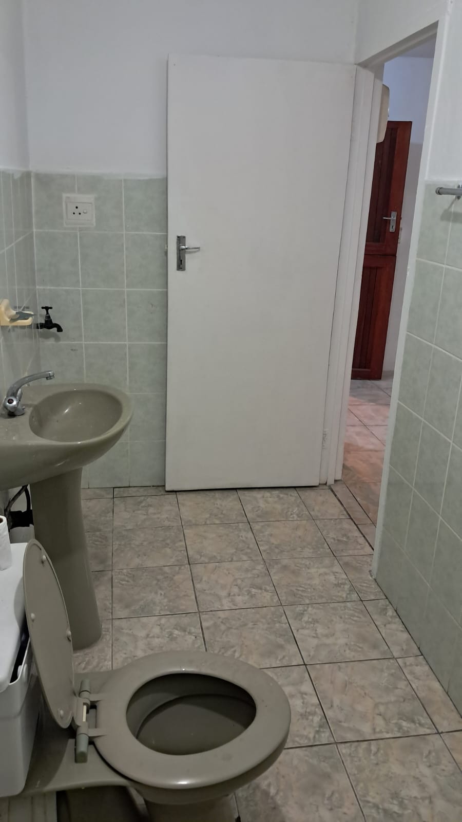 To Let 1 Bedroom Property for Rent in Westcliff KwaZulu-Natal