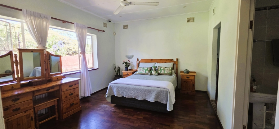 5 Bedroom Property for Sale in Fairview KwaZulu-Natal