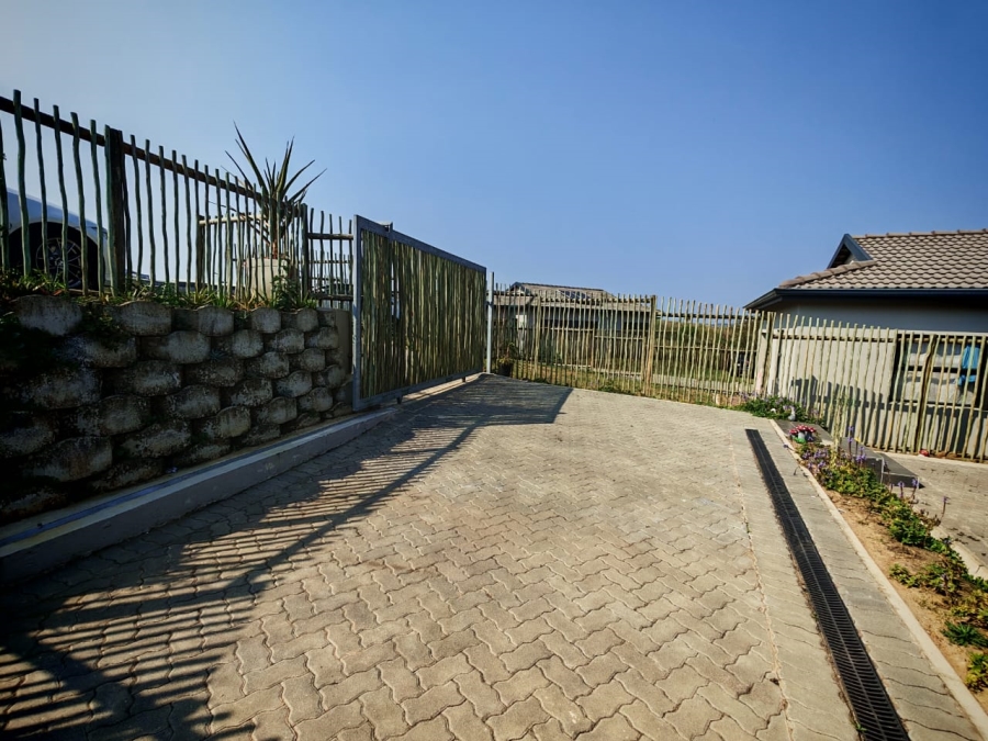 3 Bedroom Property for Sale in Palm View Estate KwaZulu-Natal