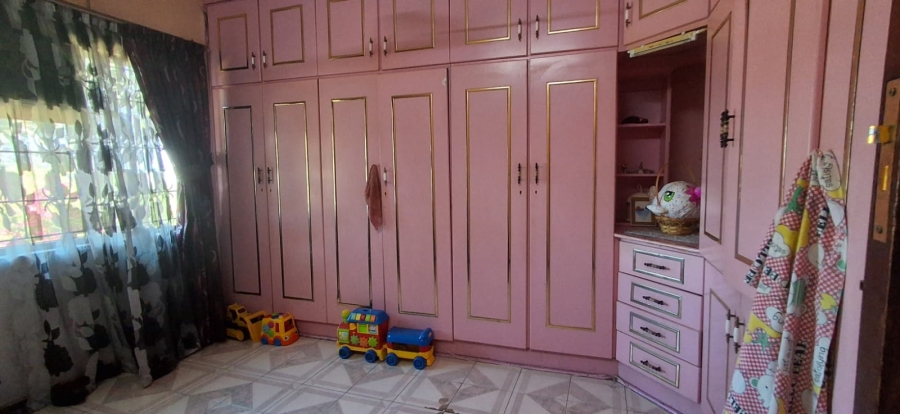 4 Bedroom Property for Sale in High Ridge KwaZulu-Natal
