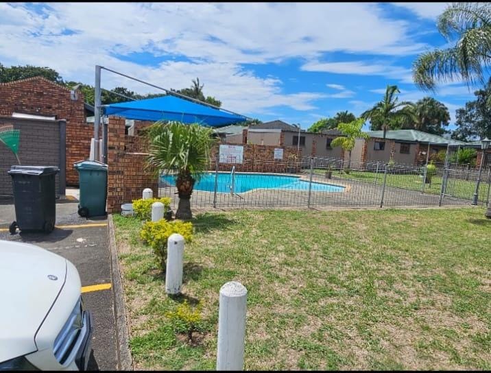 2 Bedroom Property for Sale in Birdswood KwaZulu-Natal