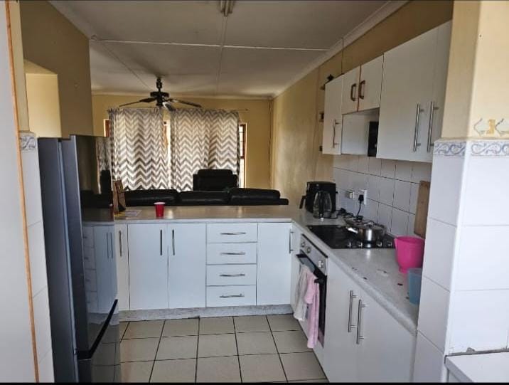 2 Bedroom Property for Sale in Birdswood KwaZulu-Natal