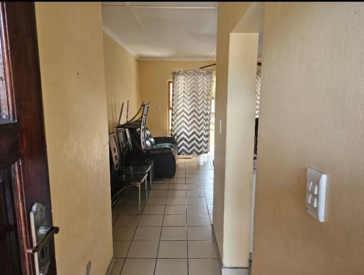2 Bedroom Property for Sale in Birdswood KwaZulu-Natal