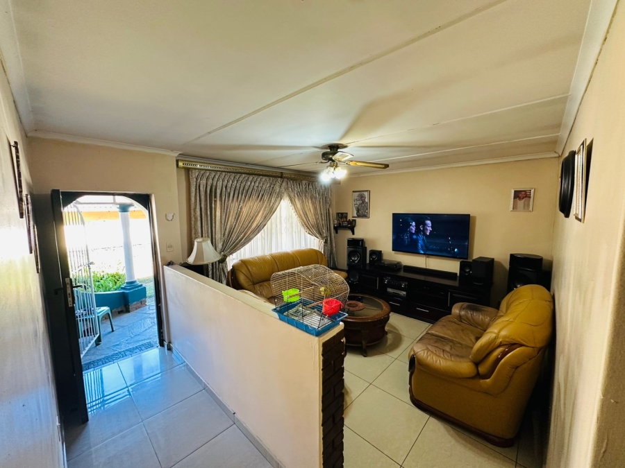 3 Bedroom Property for Sale in Woodlands KwaZulu-Natal
