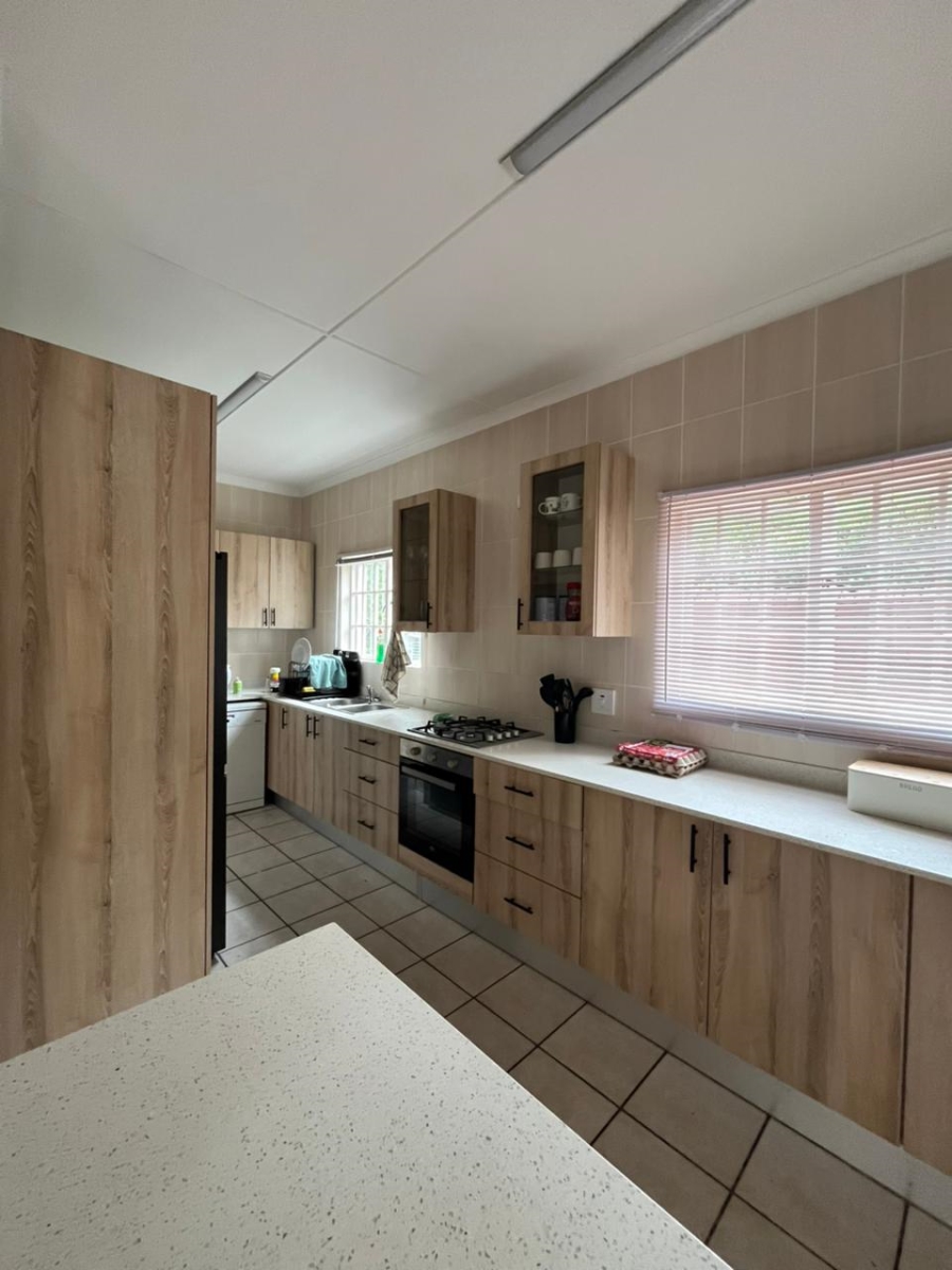 To Let 1 Bedroom Property for Rent in Gillitts KwaZulu-Natal