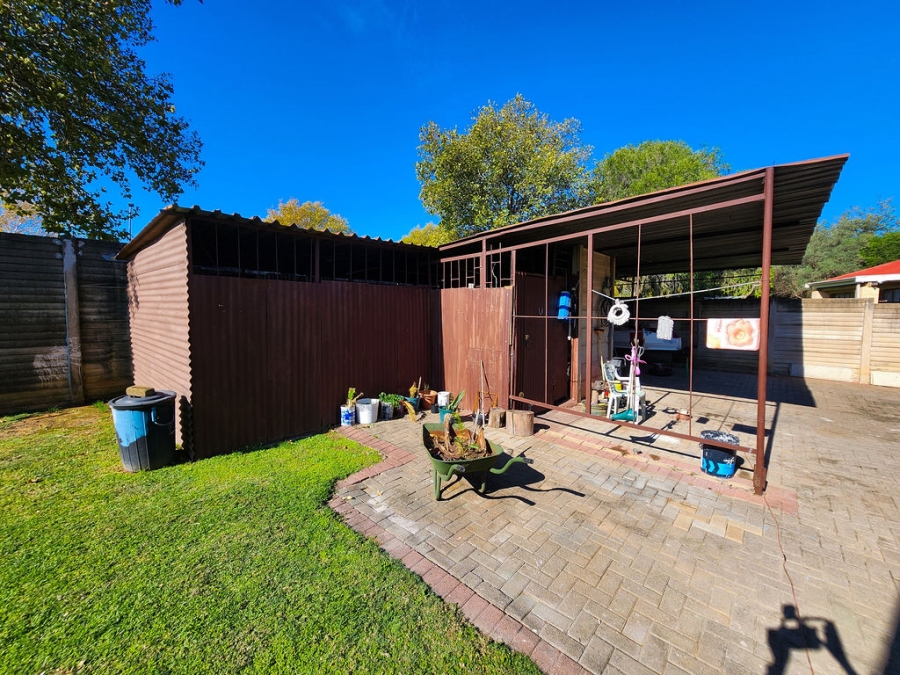 4 Bedroom Property for Sale in Pioneer Park KwaZulu-Natal