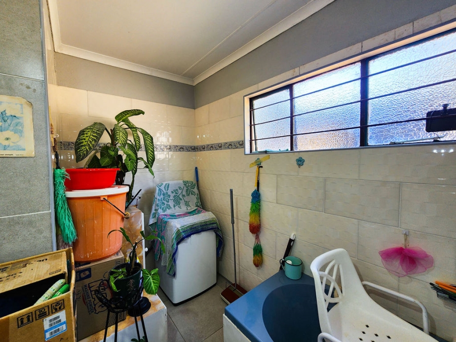 4 Bedroom Property for Sale in Pioneer Park KwaZulu-Natal