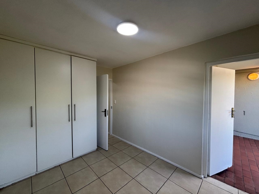 1 Bedroom Property for Sale in Essenwood KwaZulu-Natal