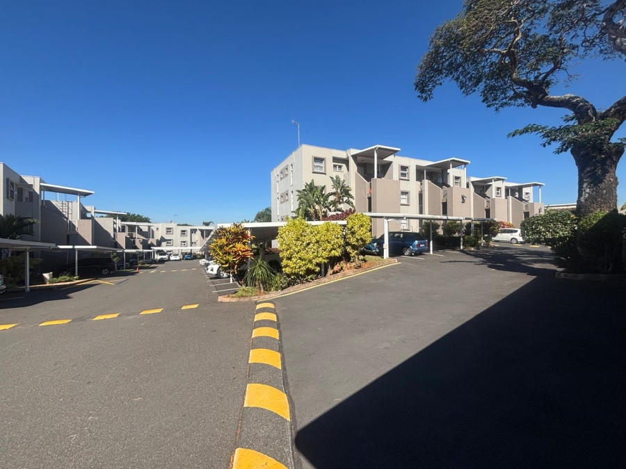 1 Bedroom Property for Sale in Essenwood KwaZulu-Natal