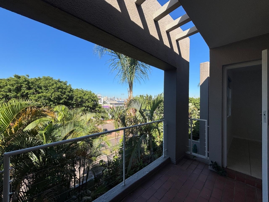 1 Bedroom Property for Sale in Essenwood KwaZulu-Natal