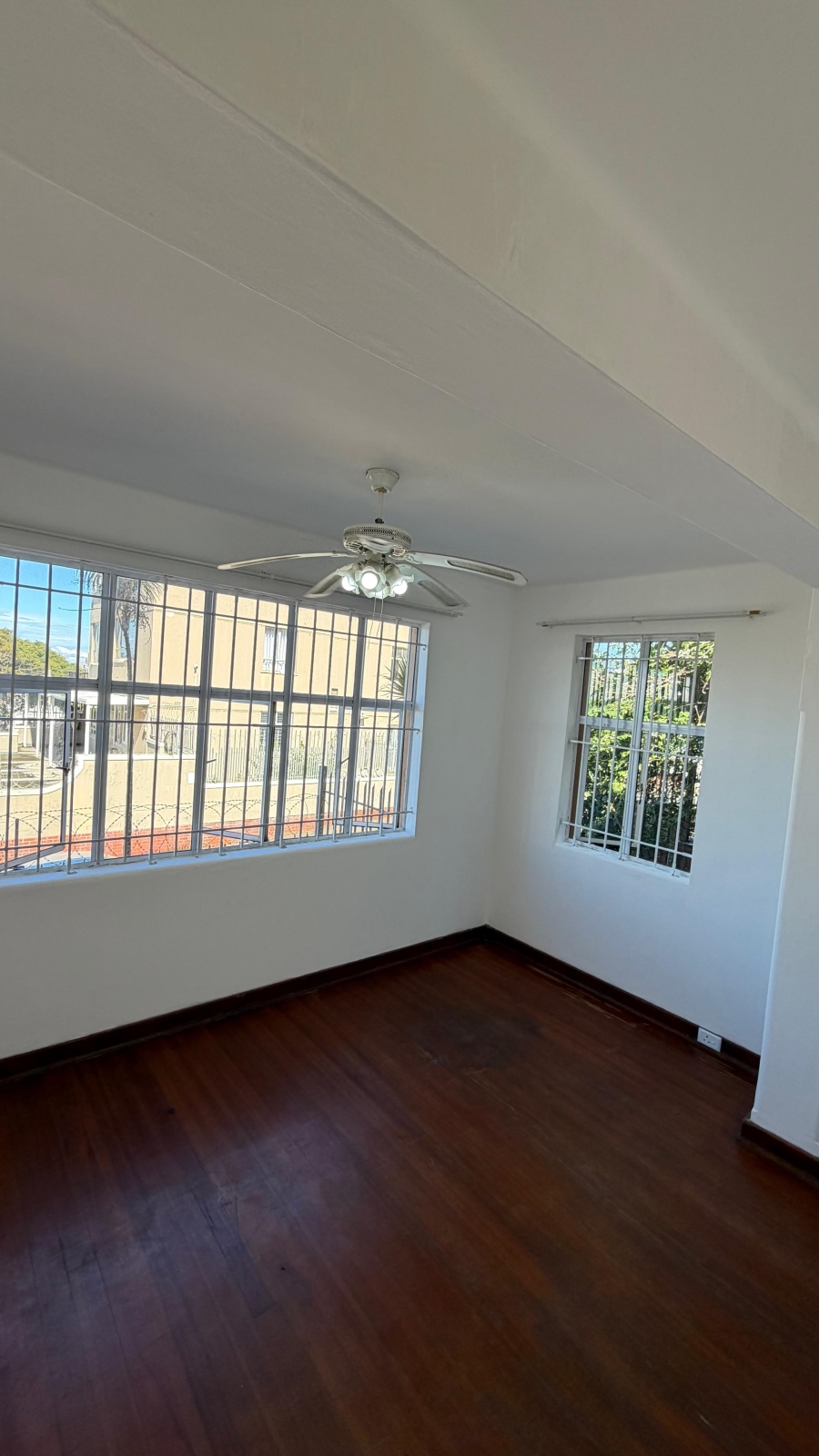2 Bedroom Property for Sale in Windermere KwaZulu-Natal