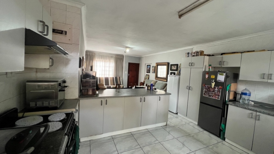 4 Bedroom Property for Sale in Bluff KwaZulu-Natal