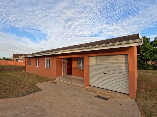 To Let 3 Bedroom Property for Rent in Palmview KwaZulu-Natal