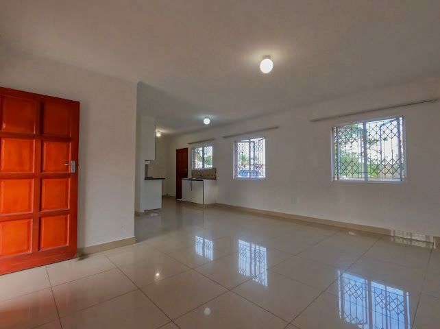 To Let 3 Bedroom Property for Rent in Palmview KwaZulu-Natal