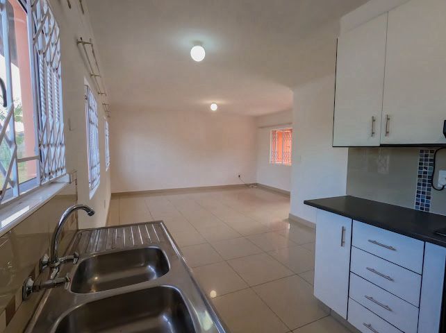 To Let 3 Bedroom Property for Rent in Palmview KwaZulu-Natal