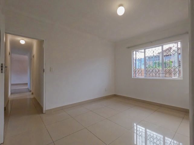 To Let 3 Bedroom Property for Rent in Palmview KwaZulu-Natal