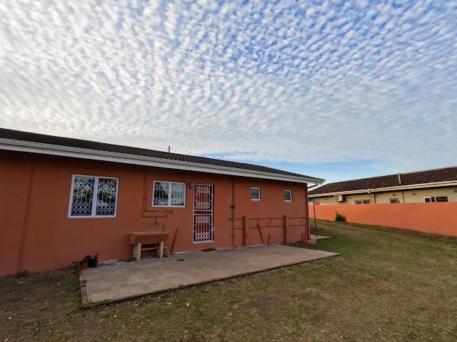 To Let 3 Bedroom Property for Rent in Palmview KwaZulu-Natal
