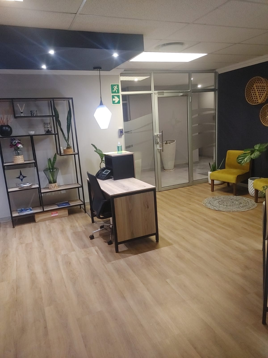To Let Commercial Property for Rent in La Lucia Ridge KwaZulu-Natal