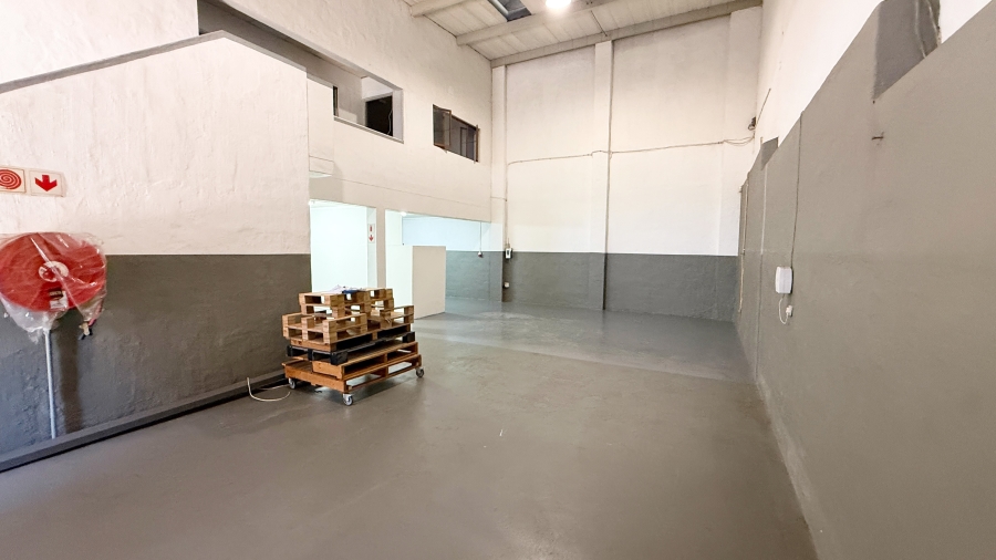 To Let Commercial Property for Rent in Briardene KwaZulu-Natal