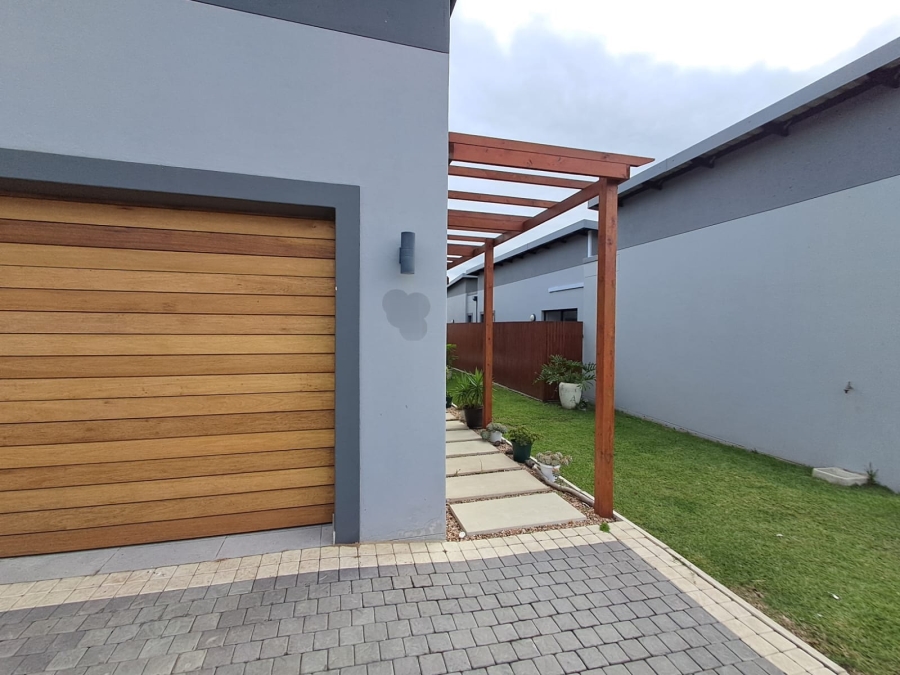 3 Bedroom Property for Sale in Palm Lakes Estate KwaZulu-Natal