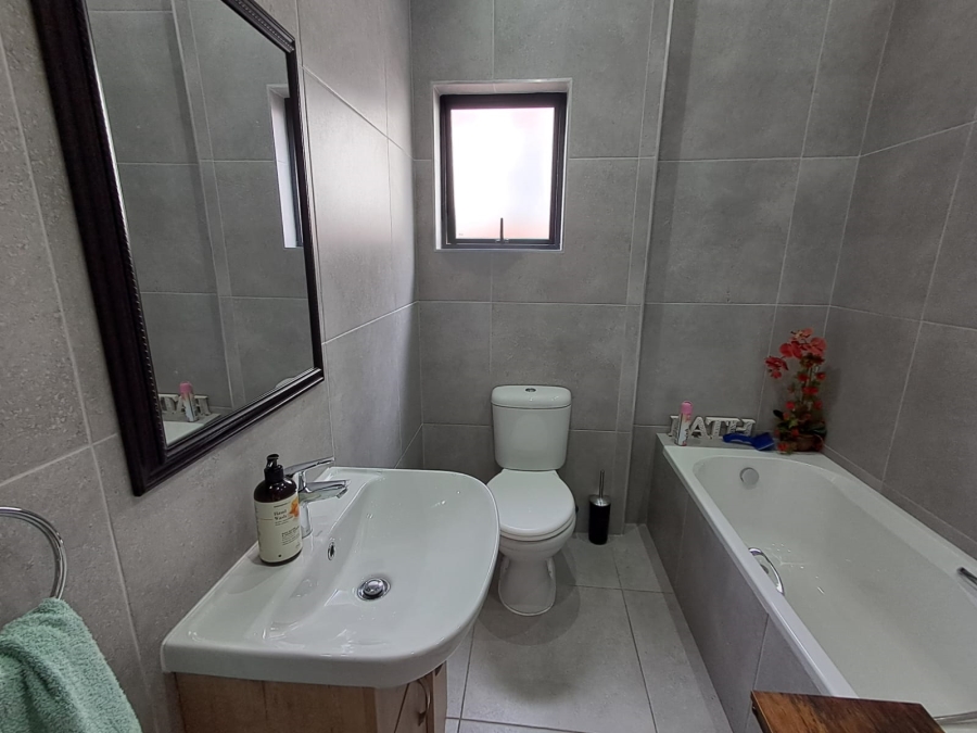 3 Bedroom Property for Sale in Palm Lakes Estate KwaZulu-Natal