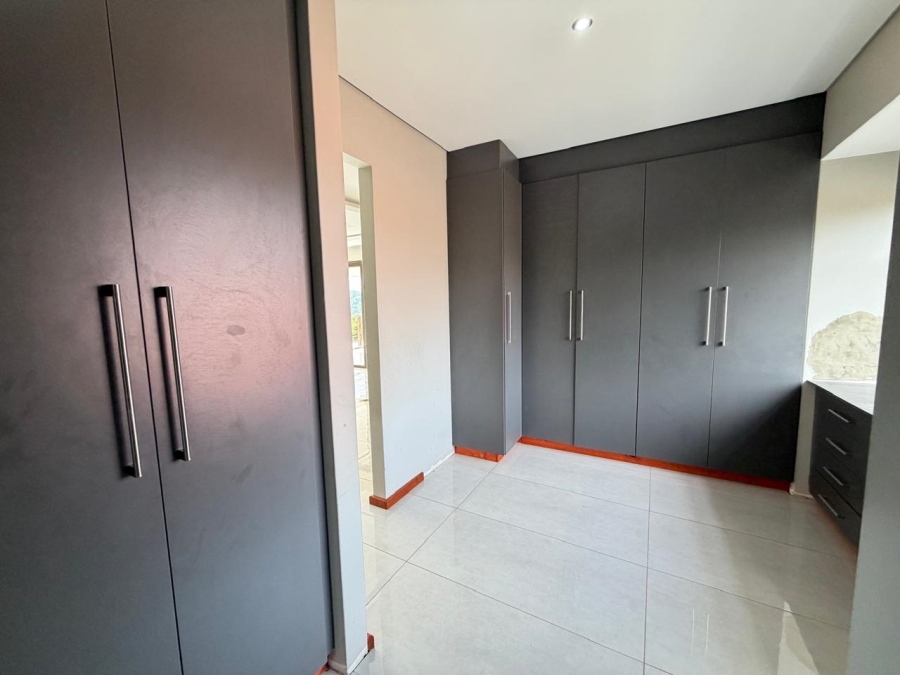To Let 5 Bedroom Property for Rent in Hilltop Private Estate KwaZulu-Natal
