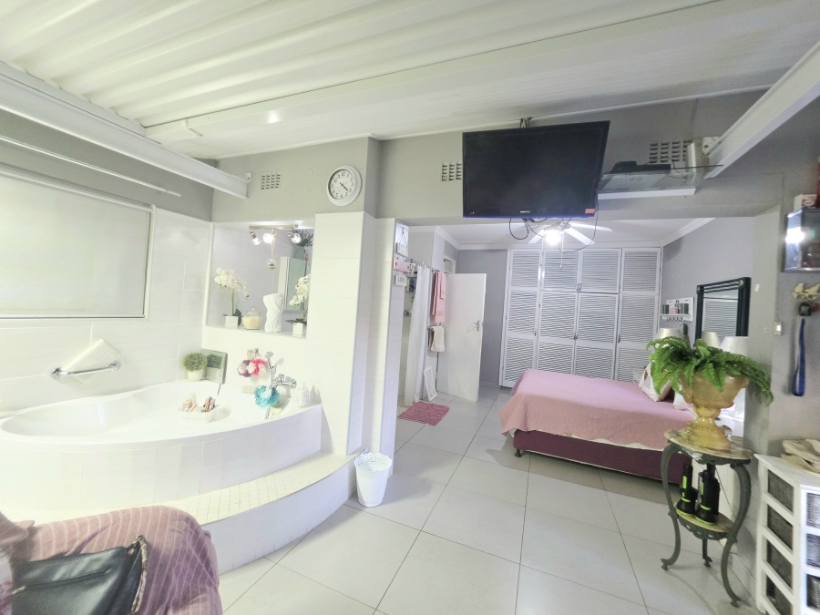 4 Bedroom Property for Sale in Grantham Park KwaZulu-Natal