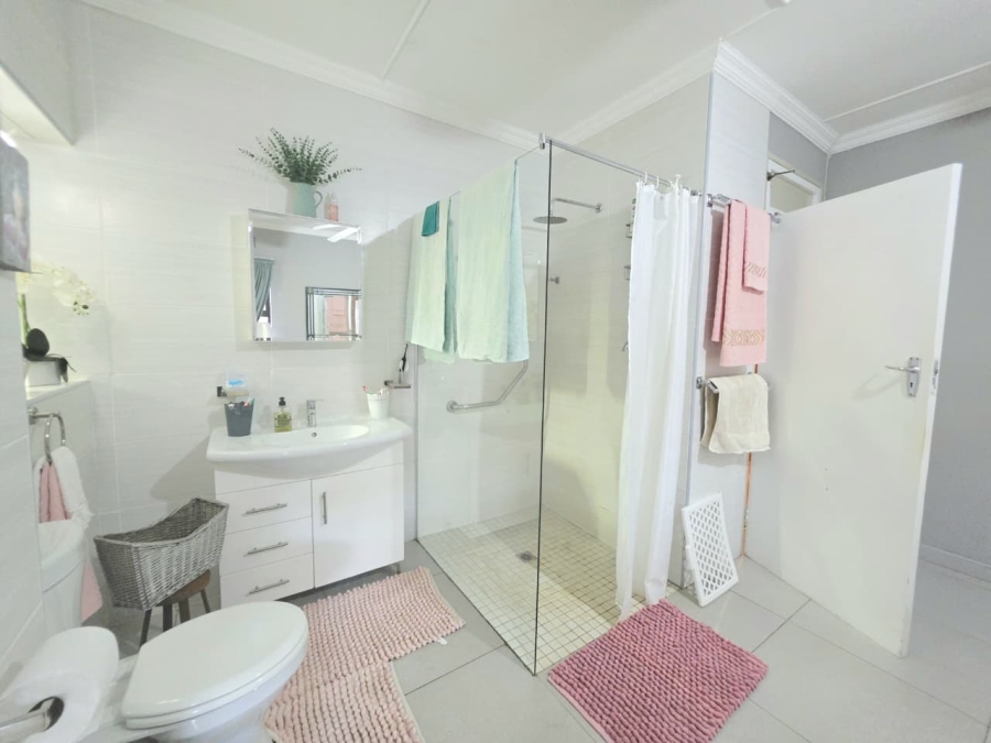 4 Bedroom Property for Sale in Grantham Park KwaZulu-Natal