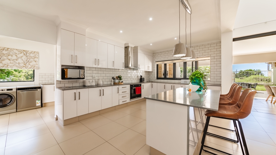 5 Bedroom Property for Sale in Zinkwazi Beach KwaZulu-Natal