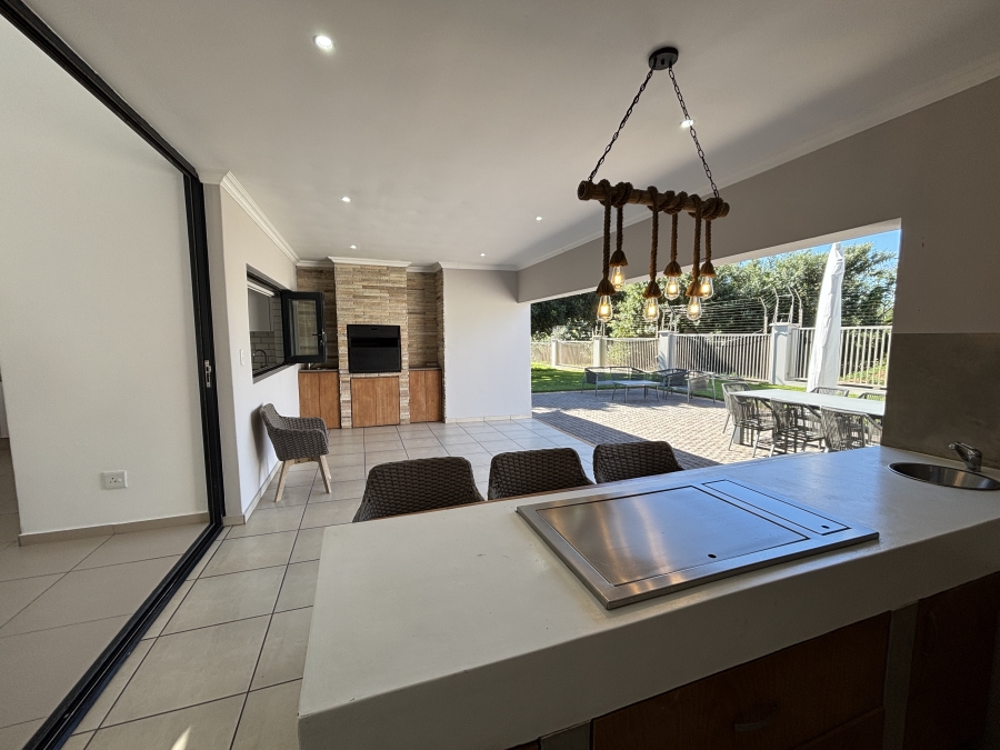 5 Bedroom Property for Sale in Zinkwazi Beach KwaZulu-Natal
