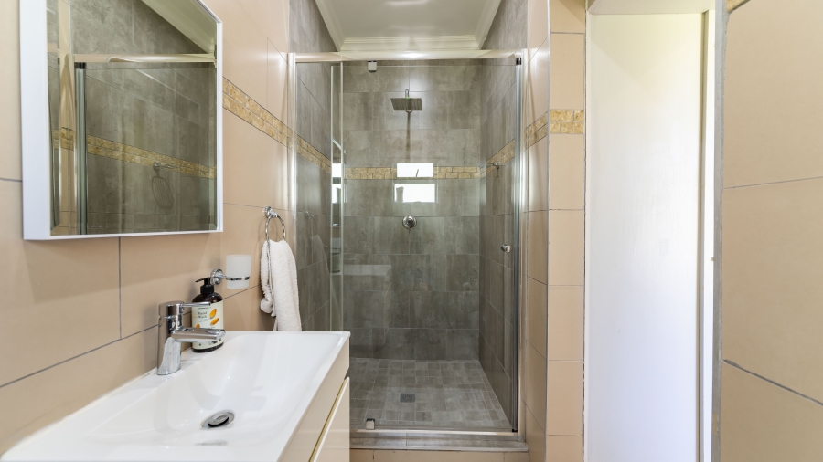 5 Bedroom Property for Sale in Zinkwazi Beach KwaZulu-Natal