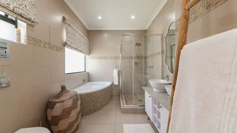 5 Bedroom Property for Sale in Zinkwazi Beach KwaZulu-Natal