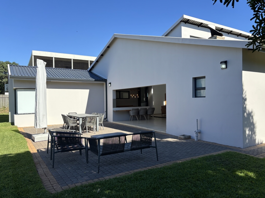 5 Bedroom Property for Sale in Zinkwazi Beach KwaZulu-Natal