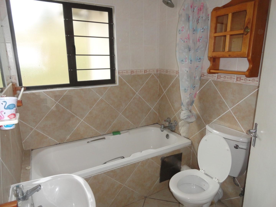 To Let 2 Bedroom Property for Rent in The Wolds KwaZulu-Natal
