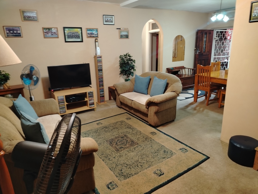 2 Bedroom Property for Sale in Umbilo KwaZulu-Natal